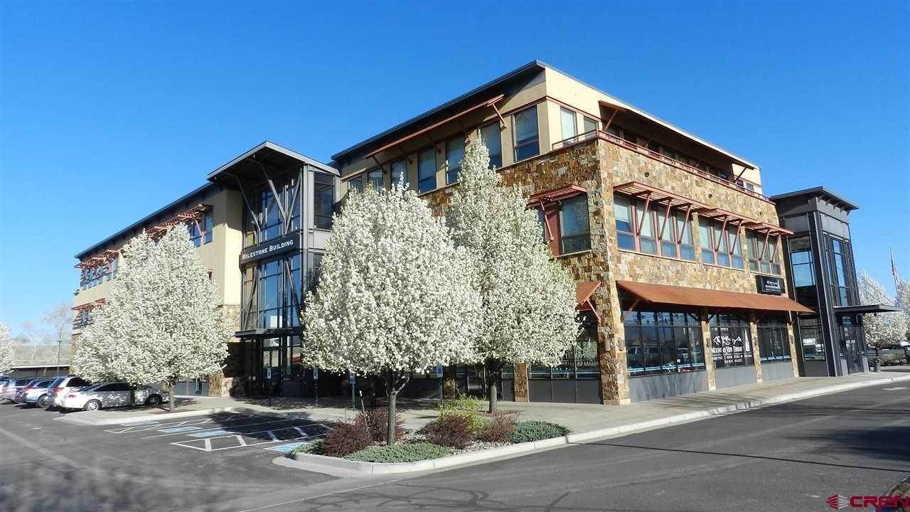 1. Commercial for Sale at 1404 Hawk Parkway Montrose, Colorado 81401 United States