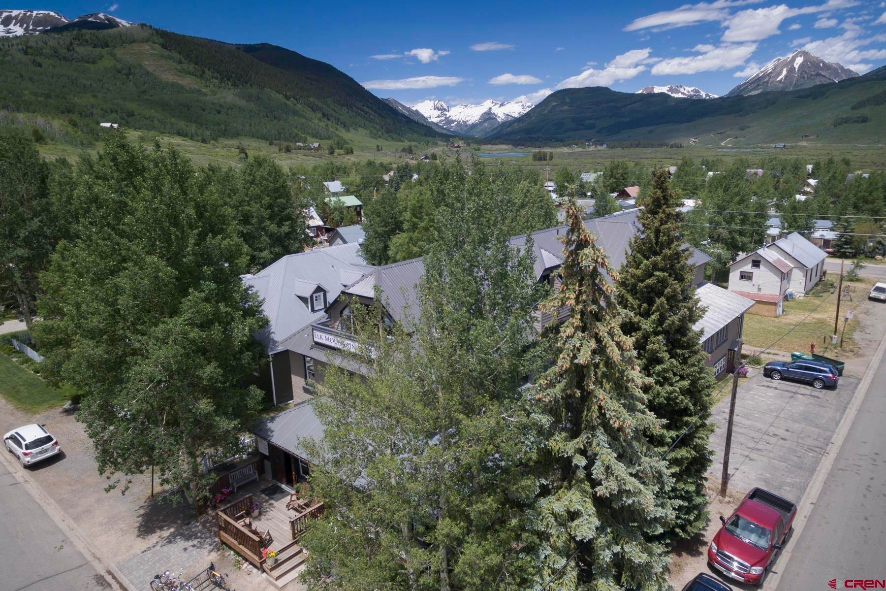 4. Commercial for Sale at 129 Gothic Avenue Crested Butte, Colorado 81224 United States