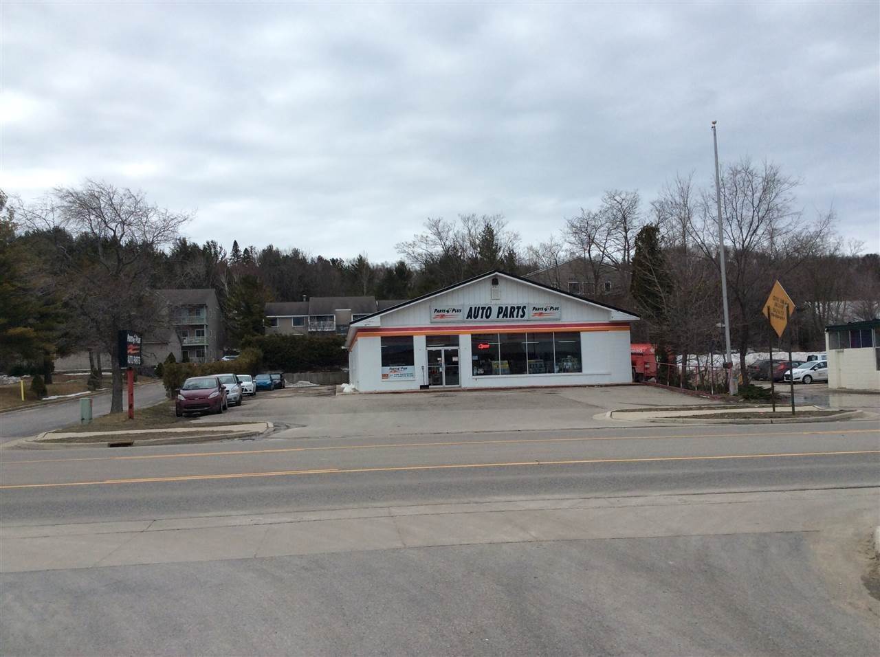 2. Commercial for Sale at 1105 Charlevoix Avenue Petoskey, Michigan 49770 United States