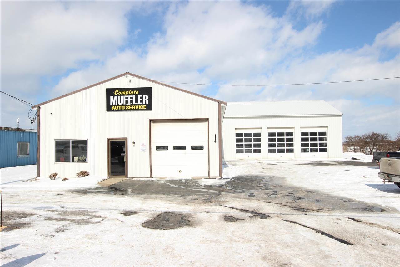 20. Commercial for Sale at 6823 S US 31 Charlevoix, Michigan 49720 United States