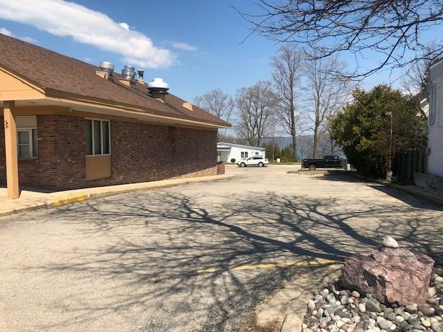 8. Commercial for Sale at 314 W Mitchell Street Petoskey, Michigan 49770 United States