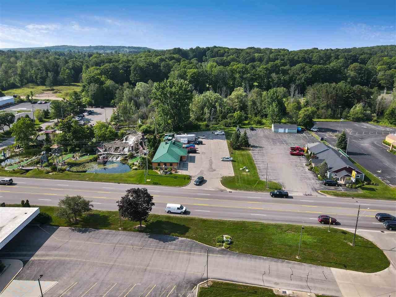 20. Commercial for Sale at 1208 N US 31 Highway Petoskey, Michigan 49770 United States