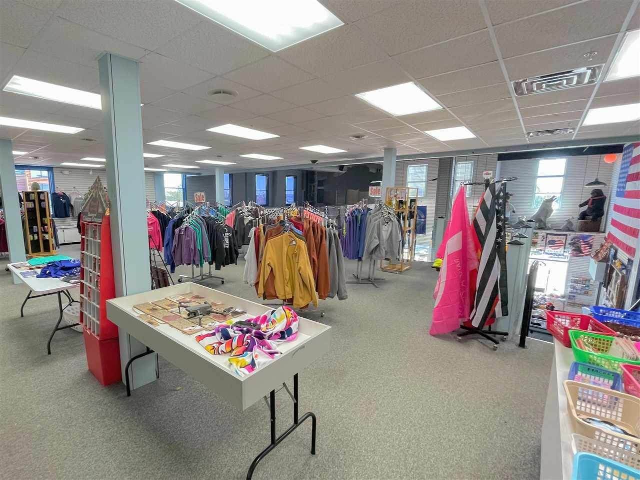12. Commercial for Sale at 331 E Central Avenue Mackinaw City, Michigan 49701 United States