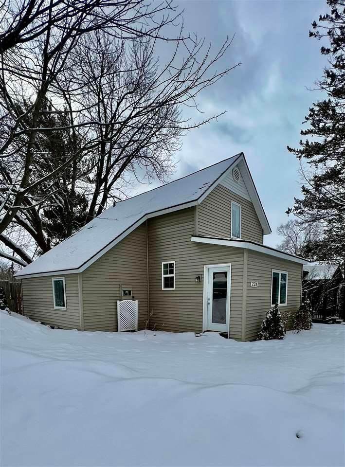 1. Single Family Homes for Sale at 224 Sheridan Street Petoskey, Michigan 49770 United States