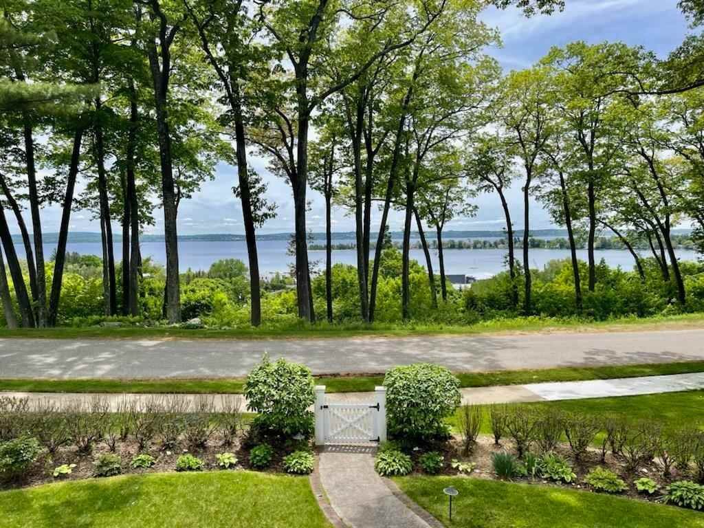 4. Single Family Homes for Sale at 591 E Bluff Drive Harbor Springs, Michigan 49740 United States
