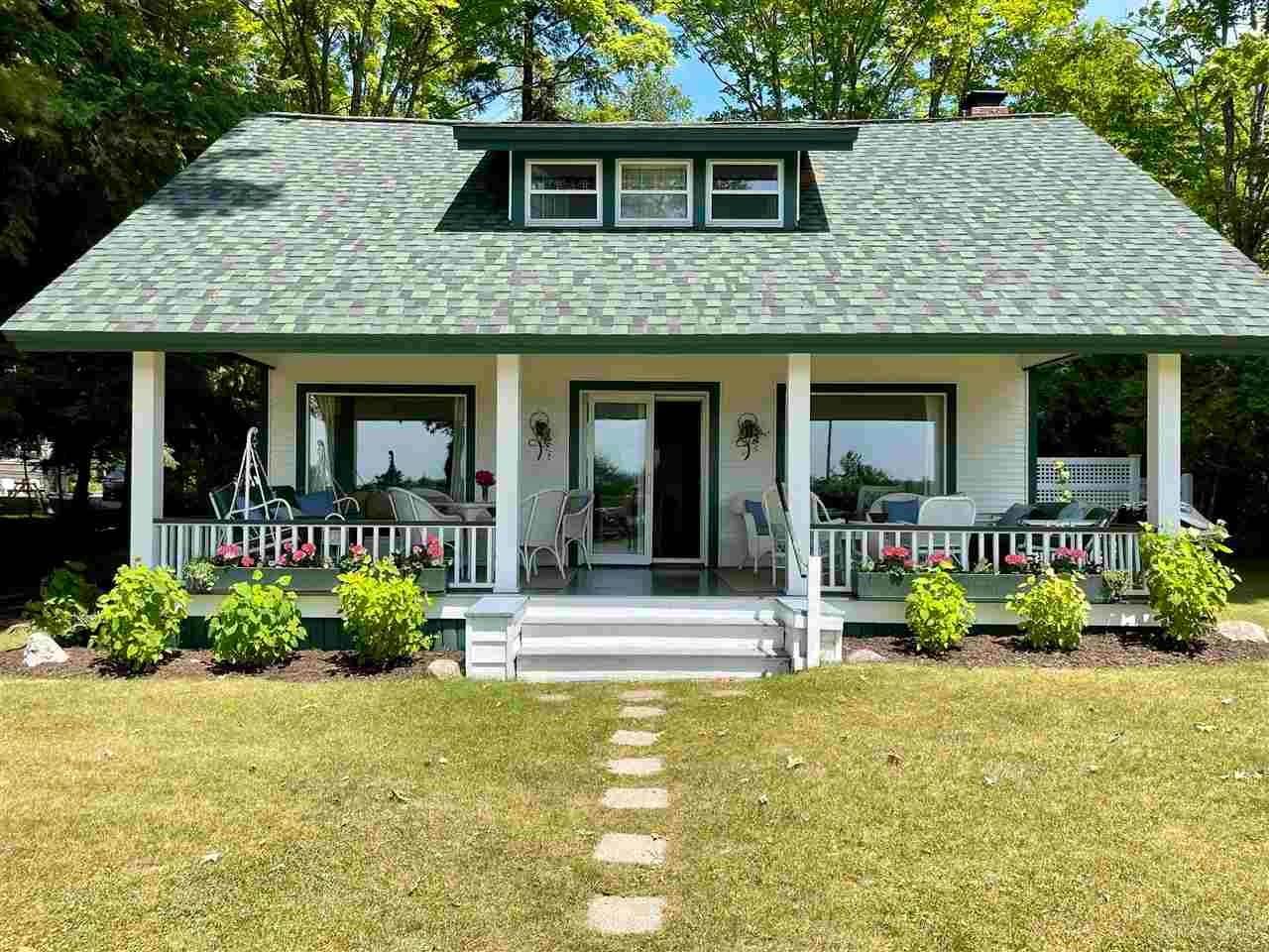 1. Single Family Homes for Sale at 1563 Sylvan Avenue Harbor Springs, Michigan 49740 United States