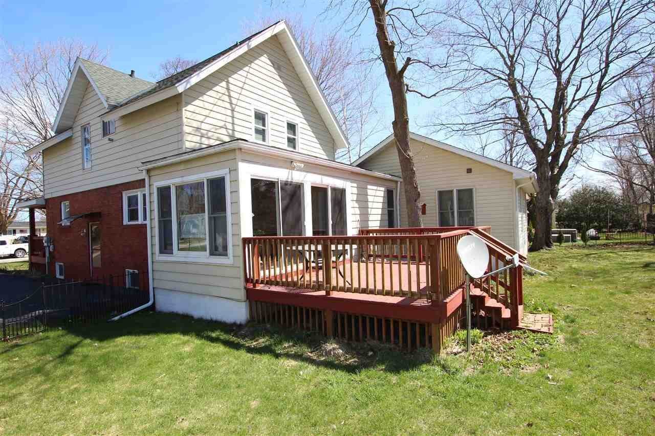 3. Single Family Homes for Sale at 212 W Hurlbut Avenue Charlevoix, Michigan 49720 United States