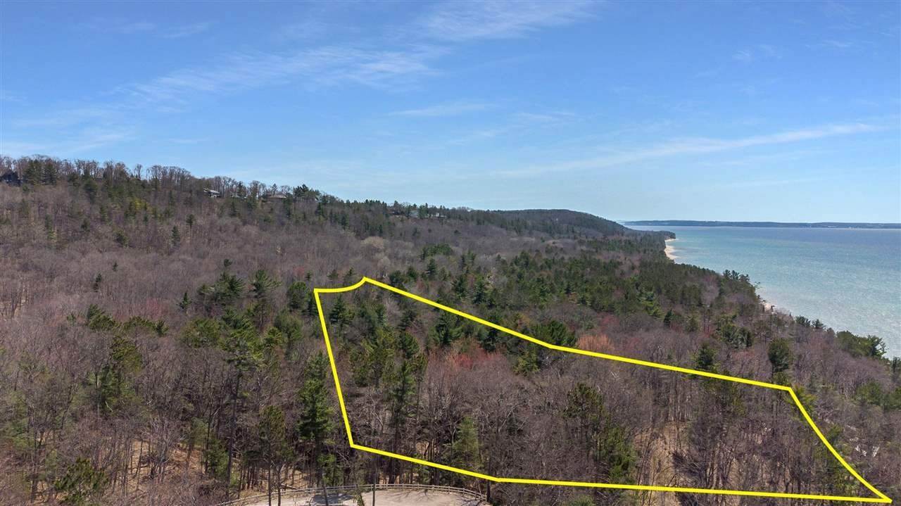 17. Land for Sale at 5085 Lower Shore Harbor Springs, Michigan 49740 United States
