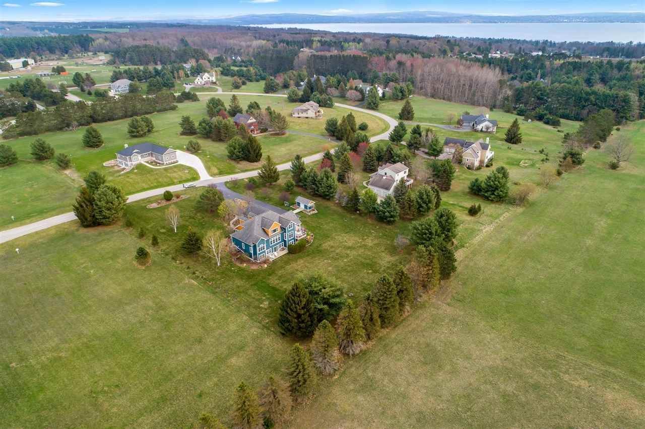 50. Single Family Homes for Sale at 7046 Rolling Meadow Trail Harbor Springs, Michigan 49740 United States