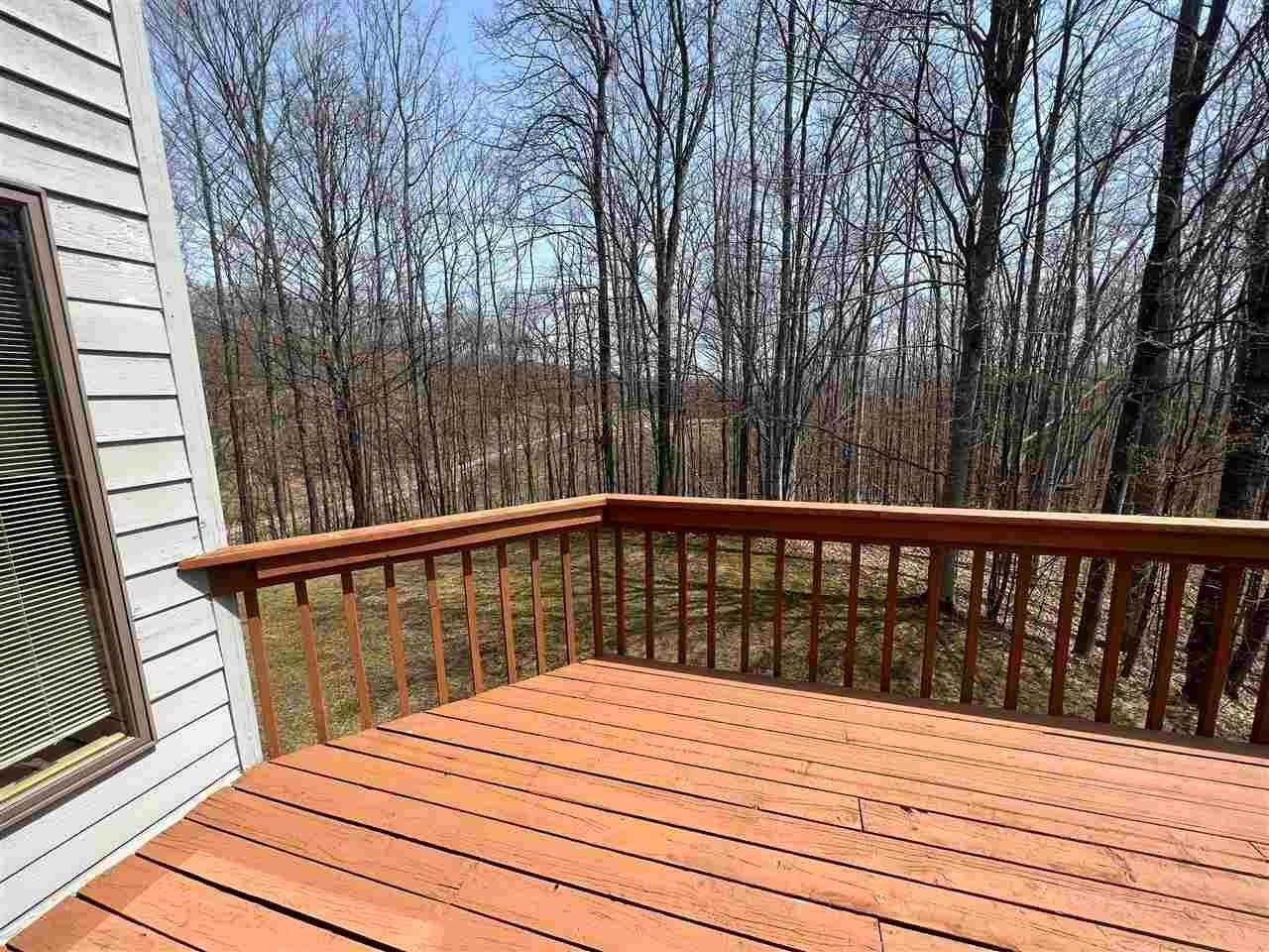 31. Single Family Homes for Sale at 1185 Hideaway Valley Harbor Springs, Michigan 49740 United States