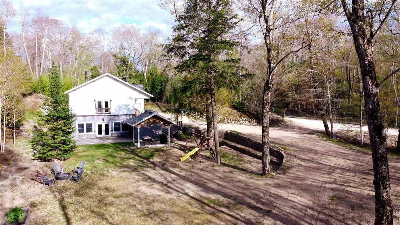 41. Single Family Homes for Sale at 27905 Donegal Bay Road Beaver Island, Michigan 49782 United States