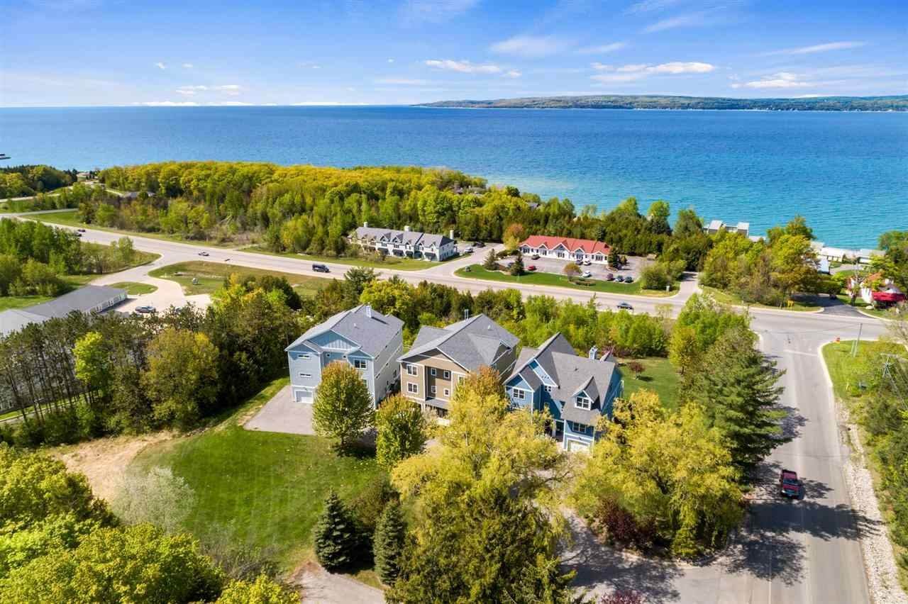 2. Single Family Homes for Sale at 834 Resort Pike Petoskey, Michigan 49770 United States