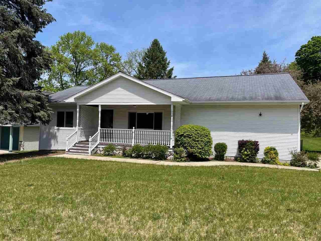 Single Family Homes for Sale at 611 Maple Street Boyne City, Michigan 49712 United States