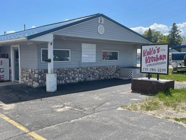 2. Commercial for Sale at 1203 S Main Street Cheboygan, Michigan 49721 United States