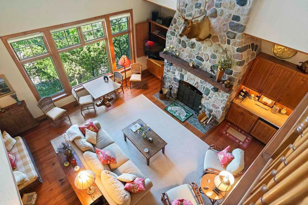 18. Single Family Homes for Sale at 5161 N Lake Shore Drive Harbor Springs, Michigan 49740 United States