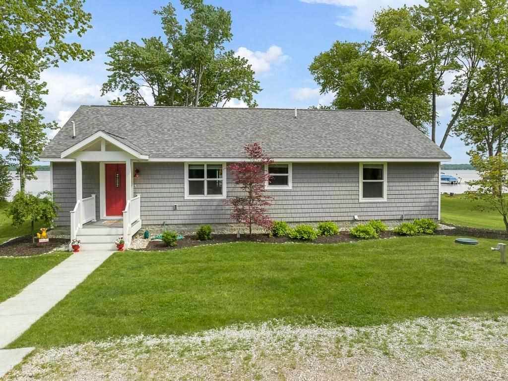 11. Single Family Homes for Sale at 9400 Silver Strand Levering, Michigan 49755 United States