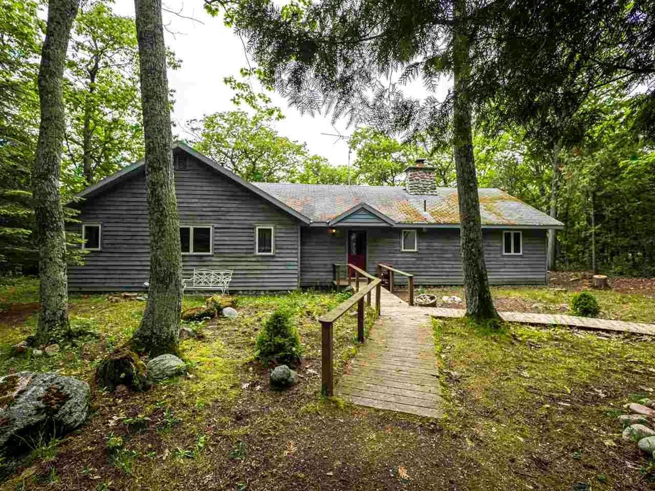 35. Single Family Homes for Sale at 9596 Ivan Street Harbor Springs, Michigan 49740 United States