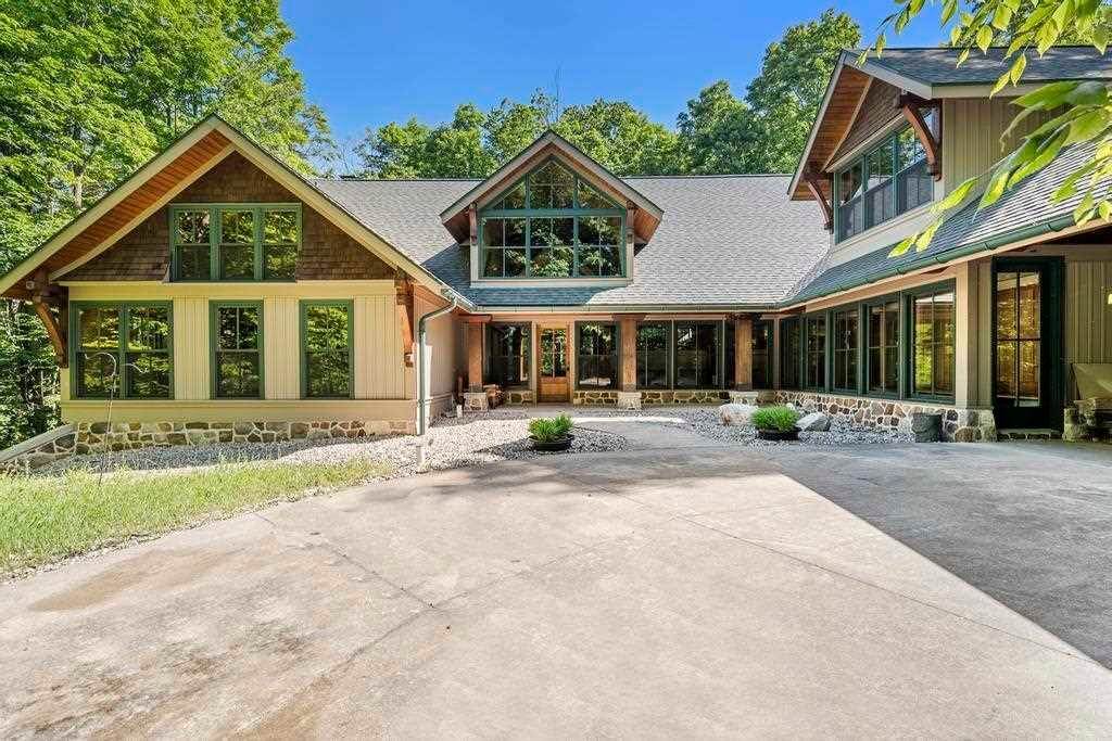 1. Single Family Homes for Sale at 4291 Mountainview Trail Boyne Falls, Michigan 49713 United States