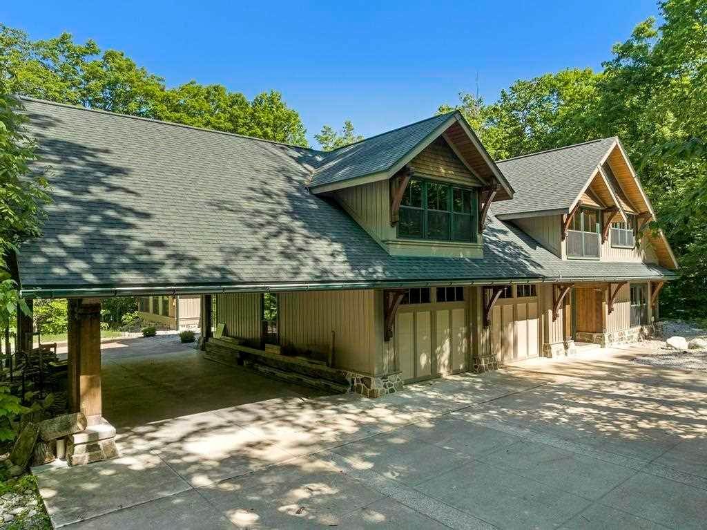 38. Single Family Homes for Sale at 4291 Mountainview Trail Boyne Falls, Michigan 49713 United States