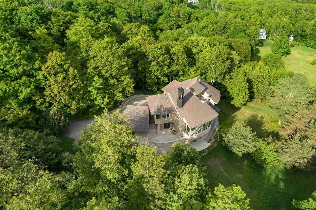 44. Single Family Homes for Sale at 320 Meadows Lane Harbor Springs, Michigan 49740 United States
