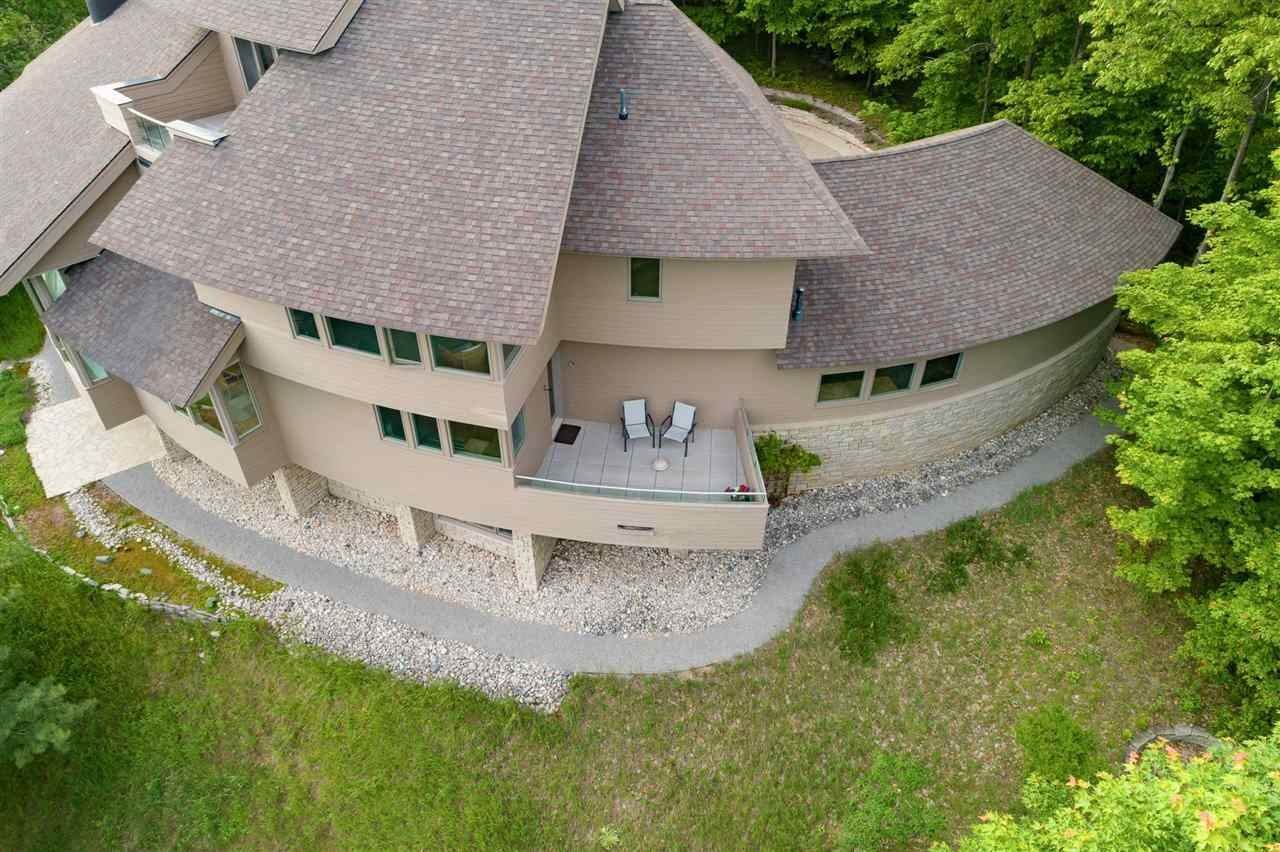 46. Single Family Homes for Sale at 320 Meadows Lane Harbor Springs, Michigan 49740 United States