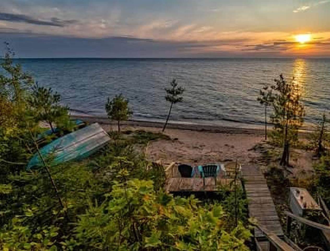 9. Single Family Homes for Sale at 30740 East Side Drive Beaver Island, Michigan 49782 United States