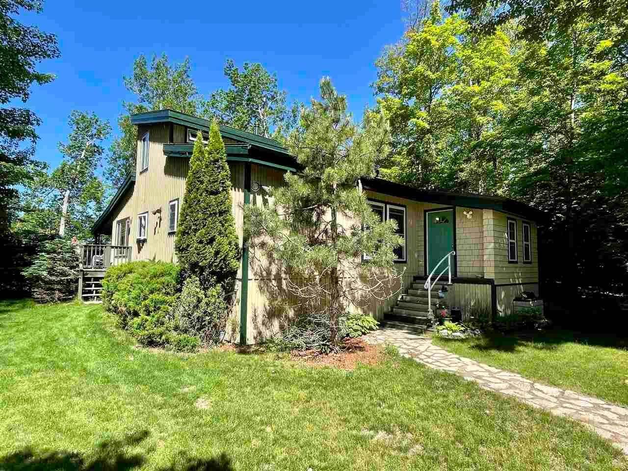 1. Single Family Homes for Sale at 31335 McFadden's Trail Beaver Island, Michigan 49782 United States