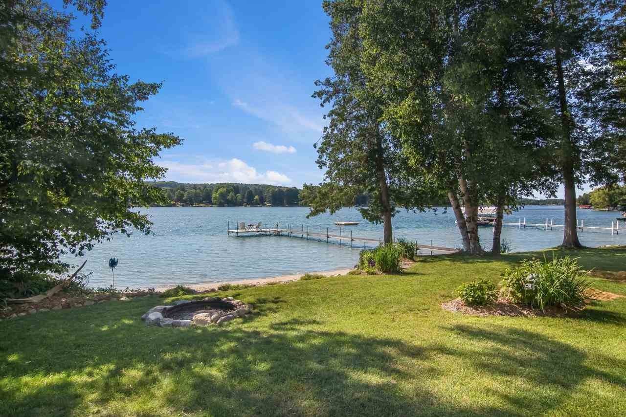 9. Single Family Homes for Sale at 1241 N Intermediate Lake Road Central Lake, Michigan 49622 United States