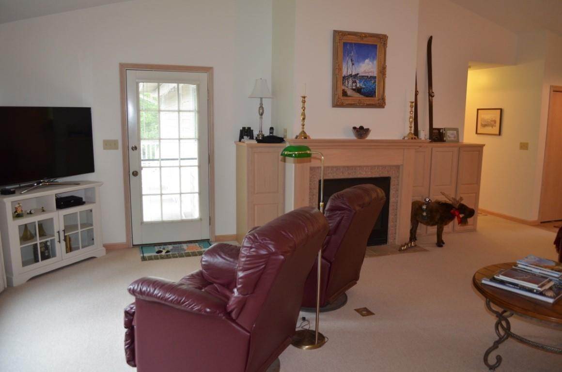 10. Single Family Homes for Sale at 4947 Turfway Trail Harbor Springs, Michigan 49740 United States