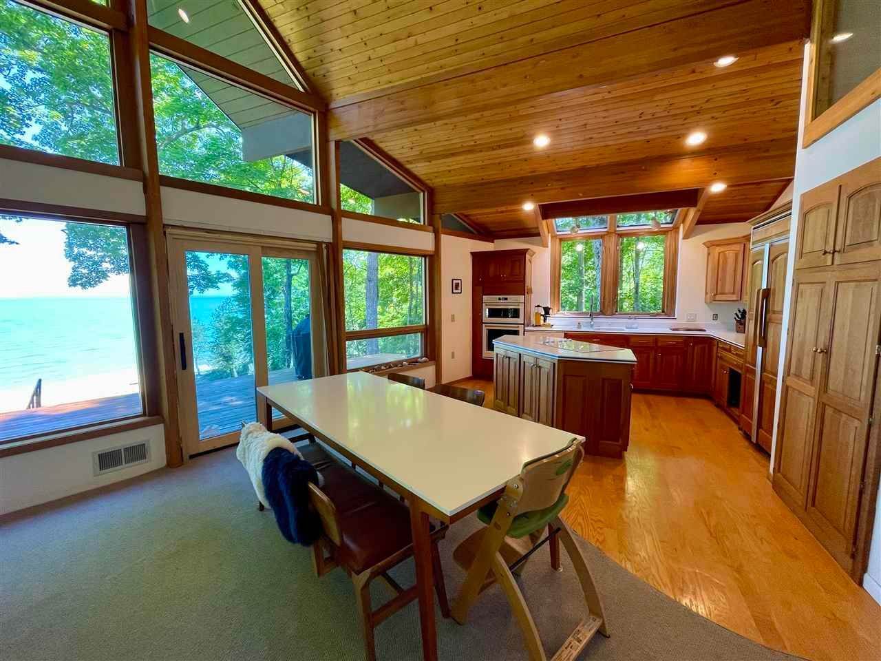 7. Single Family Homes for Sale at 29670 East Side Drive Beaver Island, Michigan 49782 United States