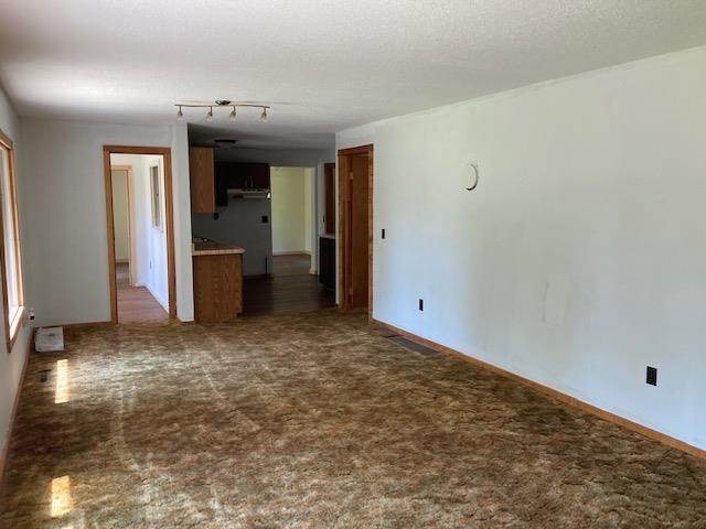 23. Single Family Homes for Sale at 10334 Lakeview Carp Lake, Michigan 49718 United States