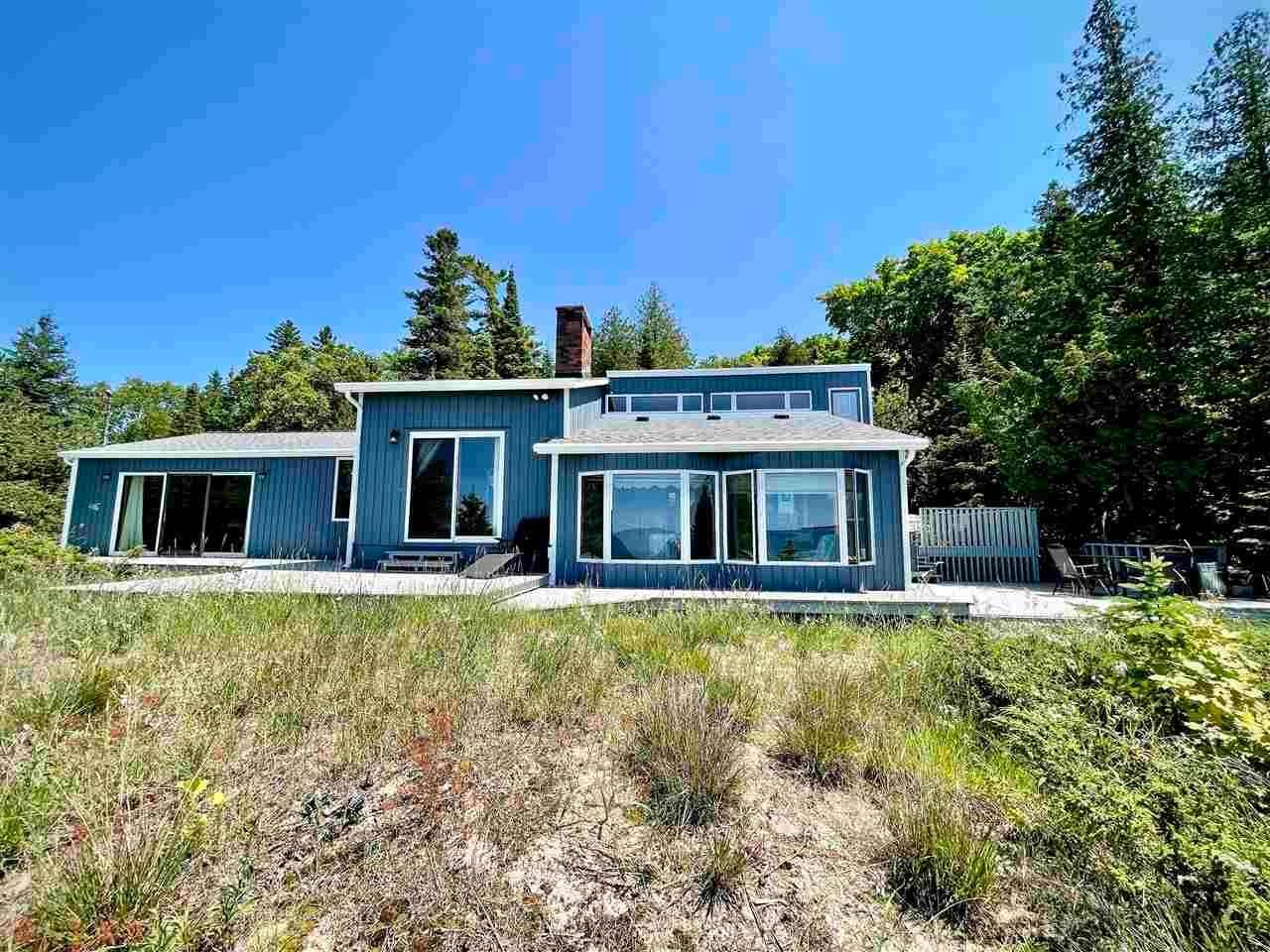 Single Family Homes for Sale at 37059 Allen's Lakeview Road Beaver Island, Michigan 49782 United States