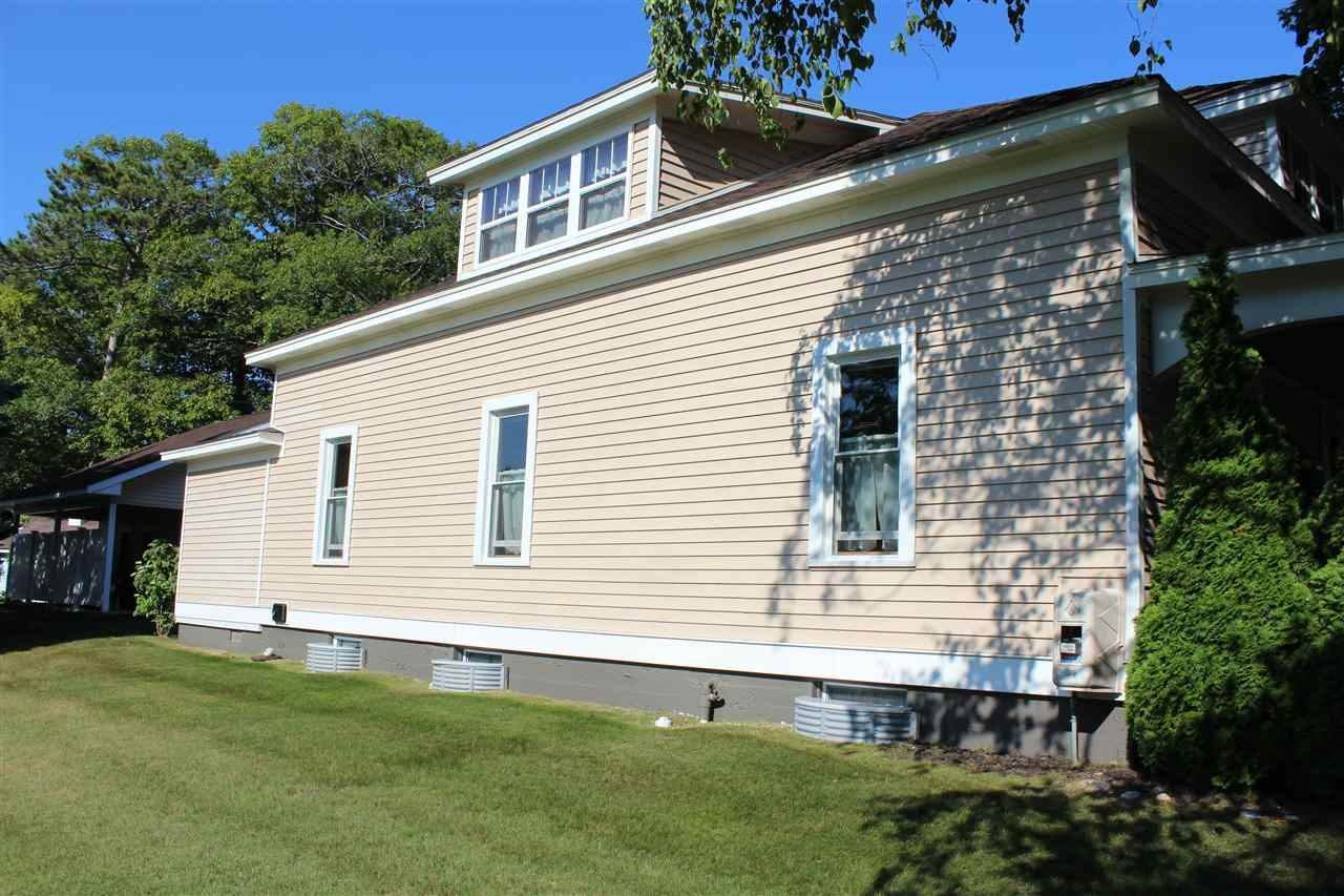 27. Single Family Homes for Sale at 205 E Etherington Street Mackinaw City, Michigan 49701 United States