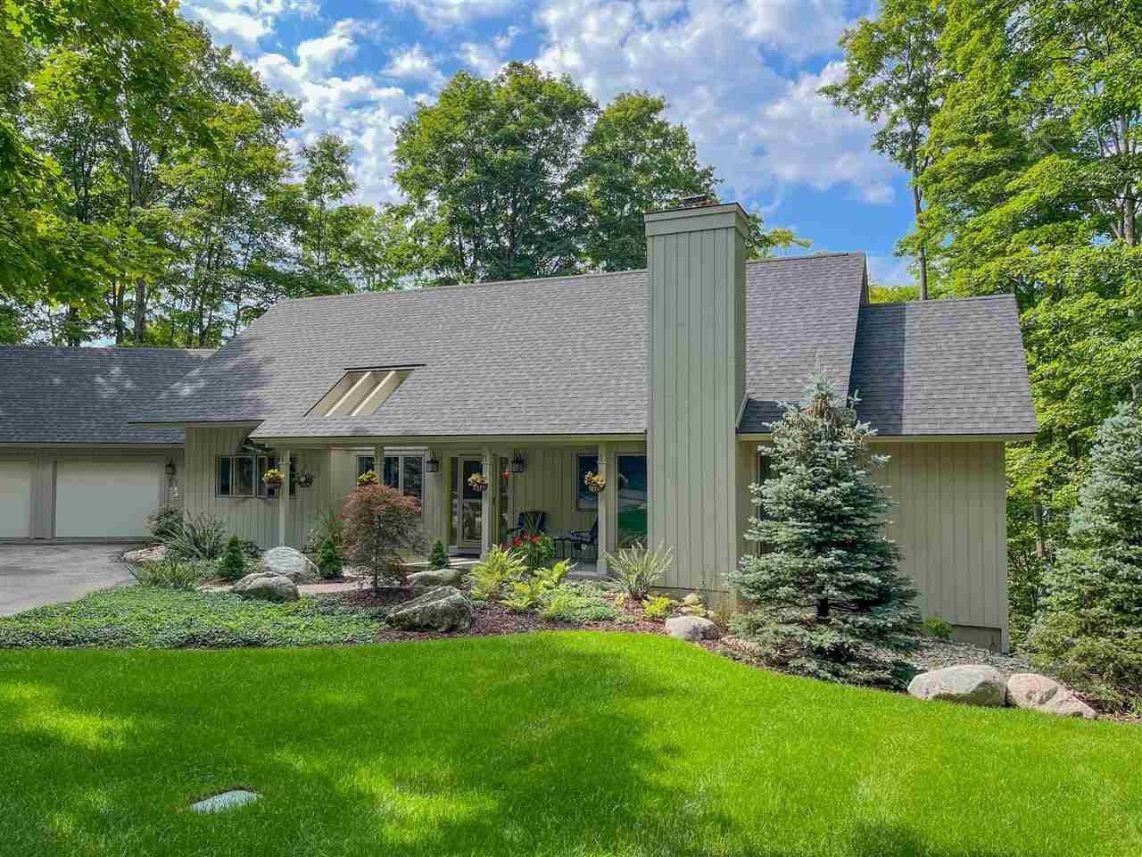 2. Single Family Homes for Sale at 4929 Turfway Trail Harbor Springs, Michigan 49740 United States