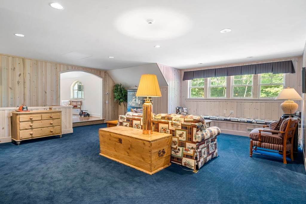 37. Single Family Homes for Sale at 6338 Trillium Trail Harbor Springs, Michigan 49740 United States