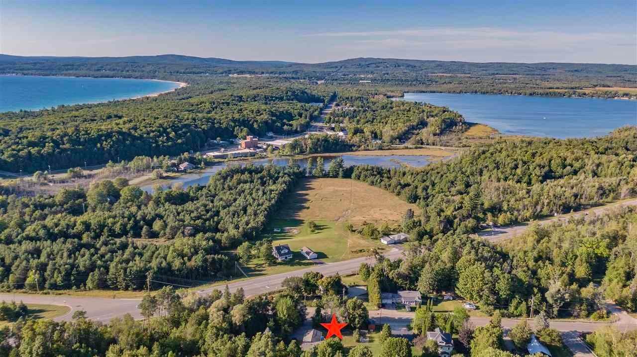37. Single Family Homes for Sale at 3400 Pickerel Lake Road Petoskey, Michigan 49770 United States