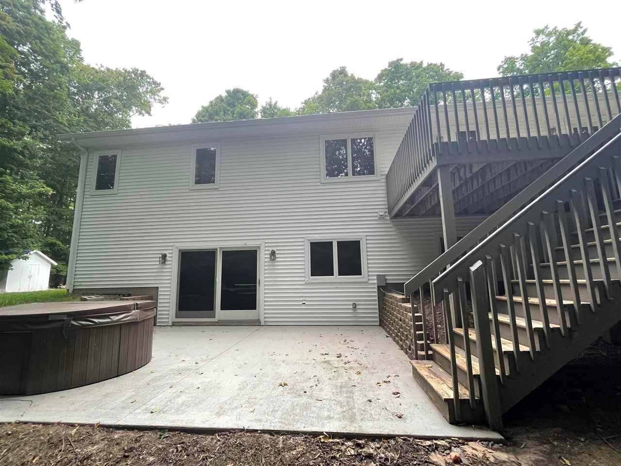 35. Single Family Homes for Sale at 3844 Grand Oak Trail Petoskey, Michigan 49770 United States