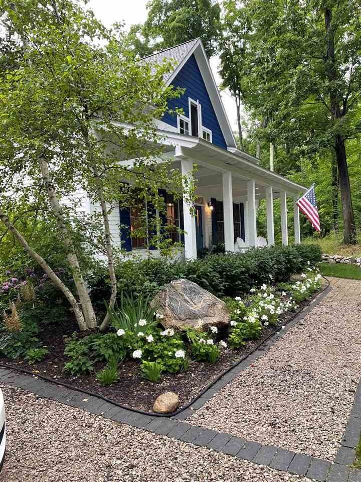 2. Single Family Homes for Sale at 3930 Topside Drive Harbor Springs, Michigan 49740 United States