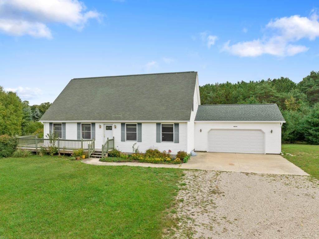 34. Single Family Homes for Sale at 3775 St Louis Club Road Petoskey, Michigan 49770 United States