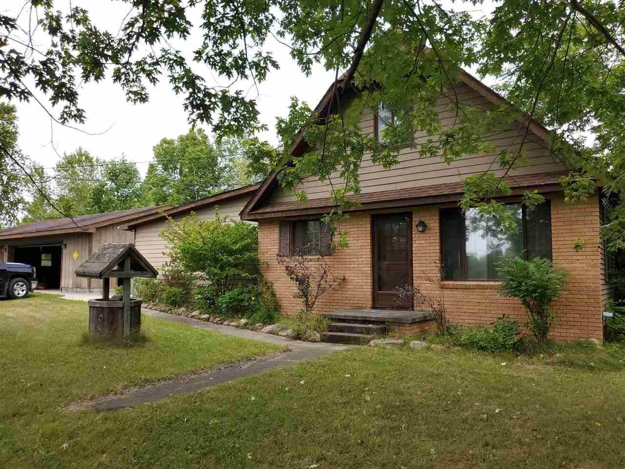 Single Family Homes for Sale at 7610 Charlevoix View Drive Drive Charlevoix, Michigan 49720 United States