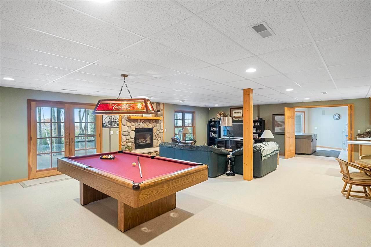 42. Single Family Homes for Sale at 1634 Arrowhead Harbor Springs, Michigan 49740 United States