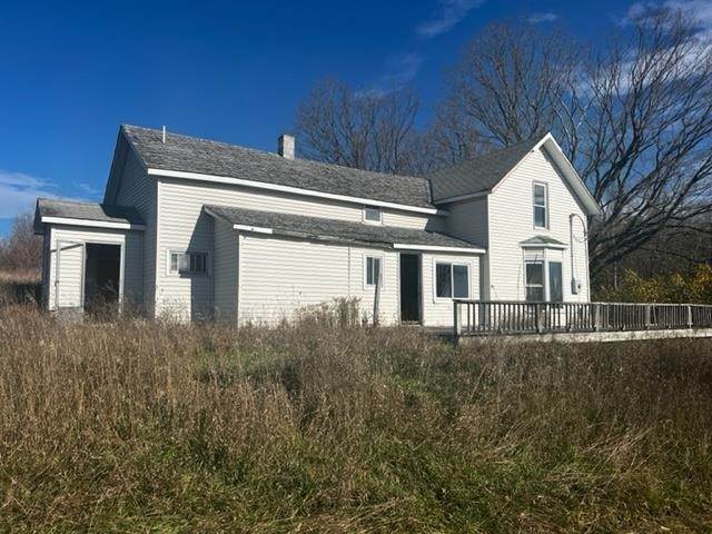 Single Family Homes for Sale at 1637 Fall Park Road Boyne City, Michigan 49712 United States