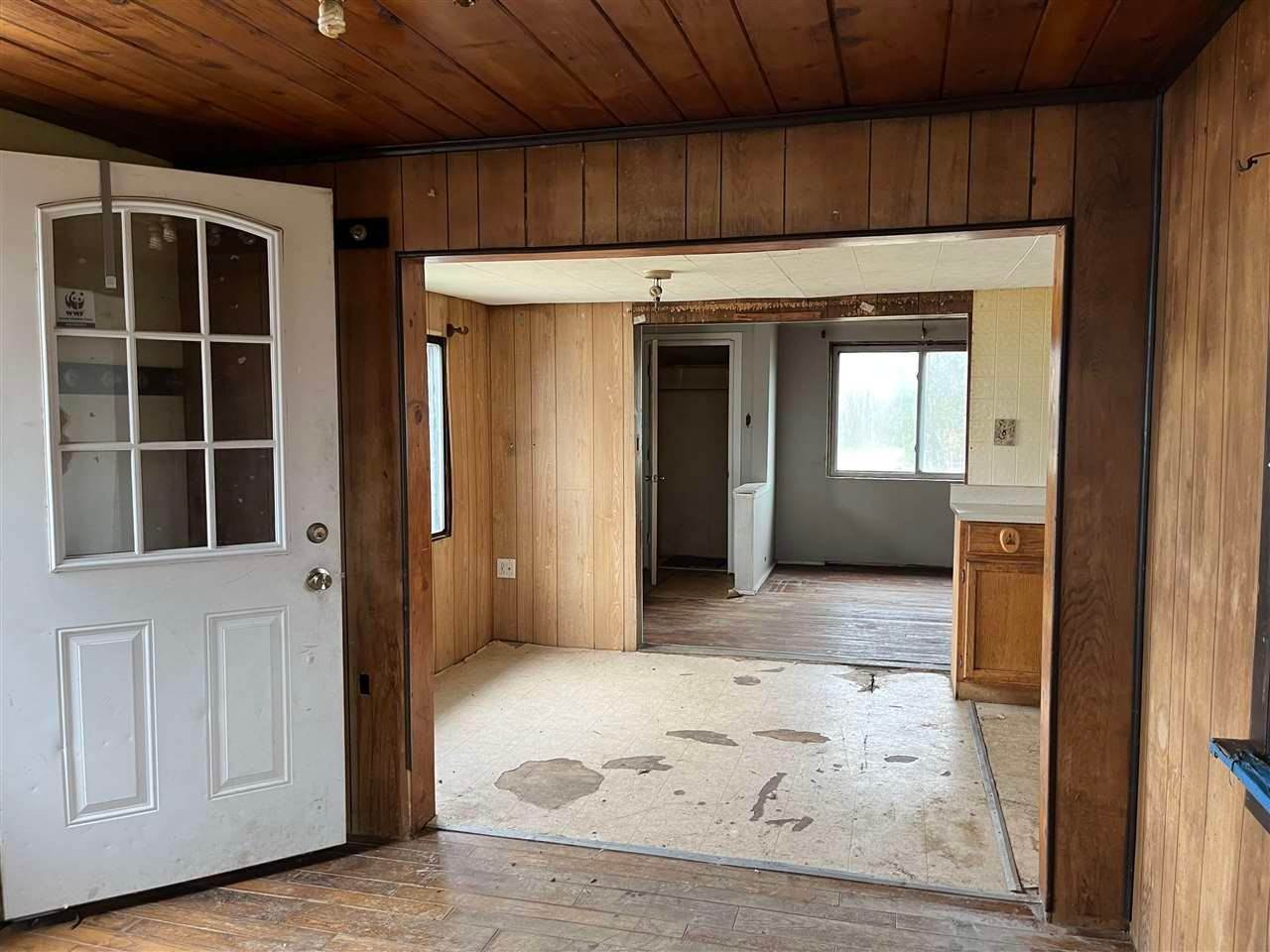 23. Single Family Homes for Sale at 5843 S US 31 Highway Charlevoix, Michigan 49720 United States