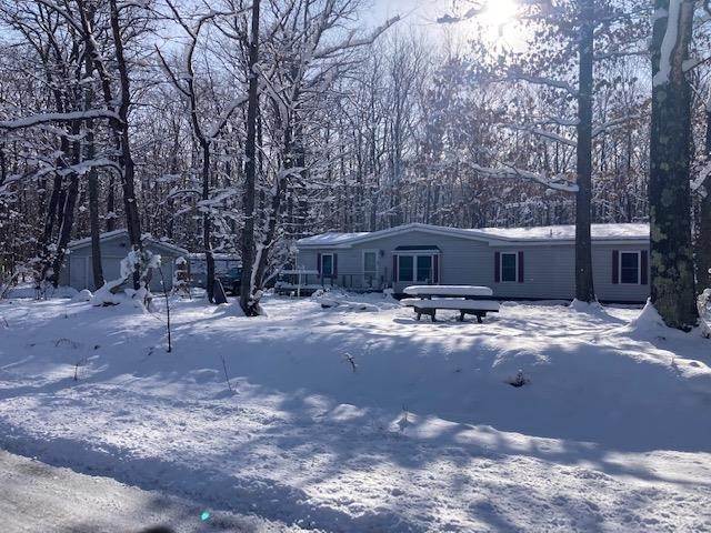 38. Single Family Homes for Sale at 4725 W Levering Road Harbor Springs, Michigan 49740 United States