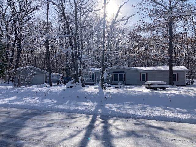 39. Single Family Homes for Sale at 4725 W Levering Road Harbor Springs, Michigan 49740 United States