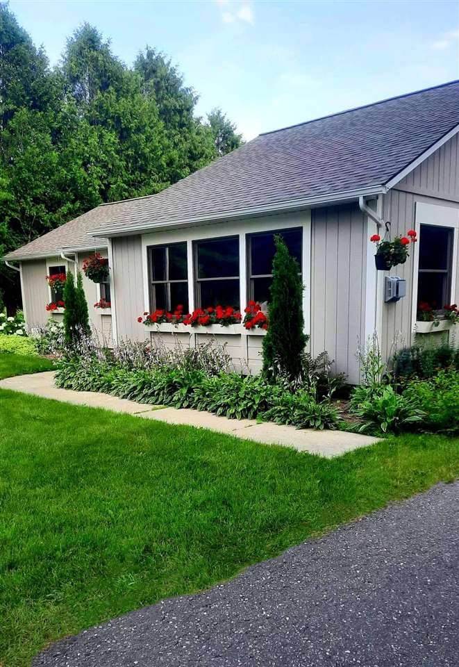 2. Single Family Homes for Sale at 2817 Bester Road Harbor Springs, Michigan 49740 United States