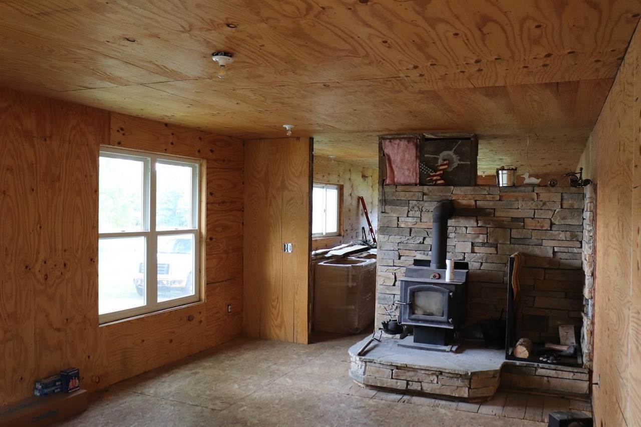 32. Single Family Homes for Sale at 10582 Chandler Hill Road Boyne Falls, Michigan 49713 United States