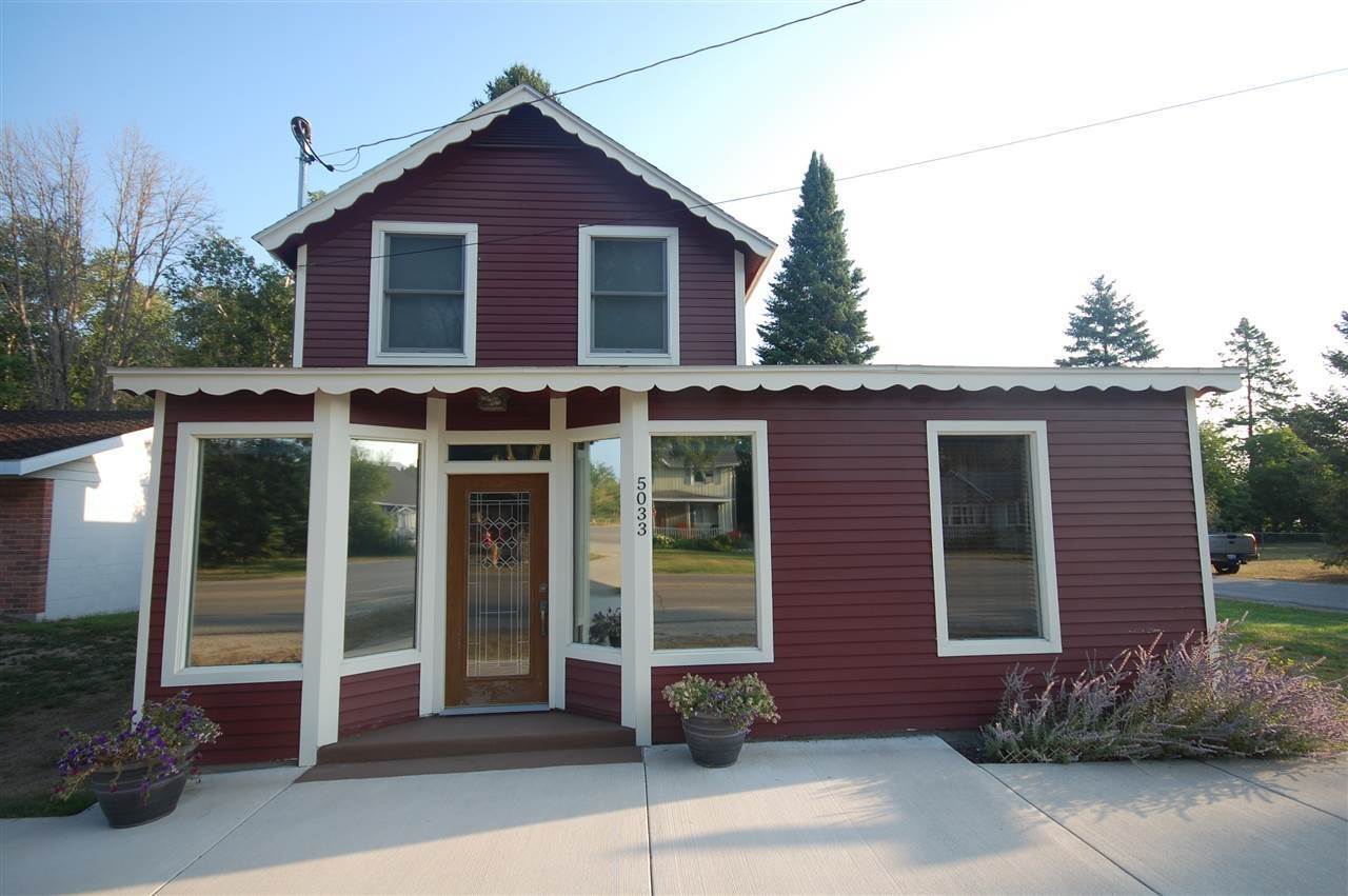 1. Commercial for Sale at 5033 Cook Avenue Petoskey, Michigan 49722 United States
