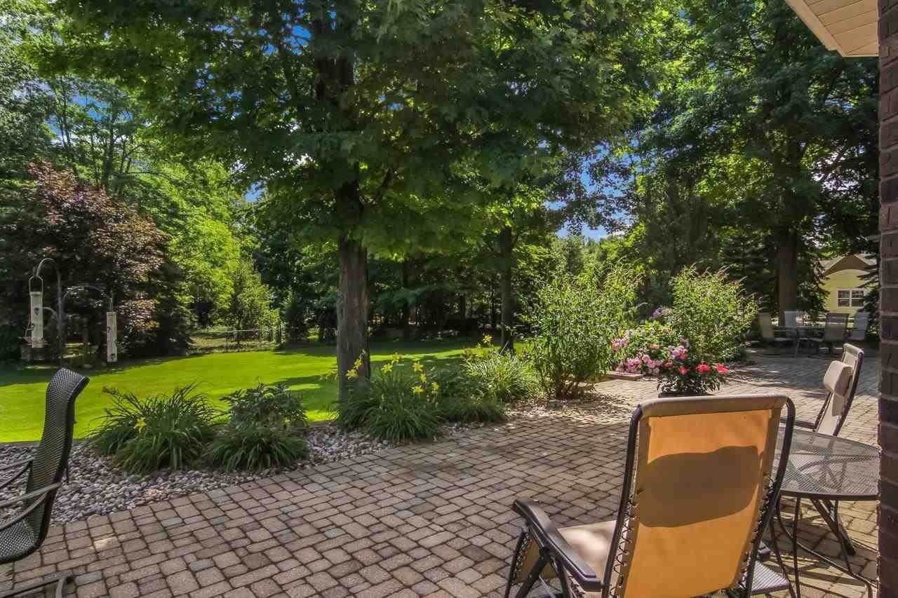 13. Single Family Homes for Sale at 18499 Doughtery Lane Traverse City, Michigan 49686 United States