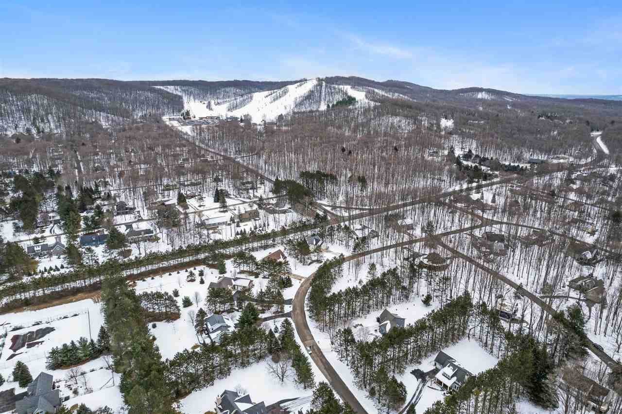 16. Land for Sale at V/L Meadow-Wood Drive Harbor Springs, Michigan 49740 United States